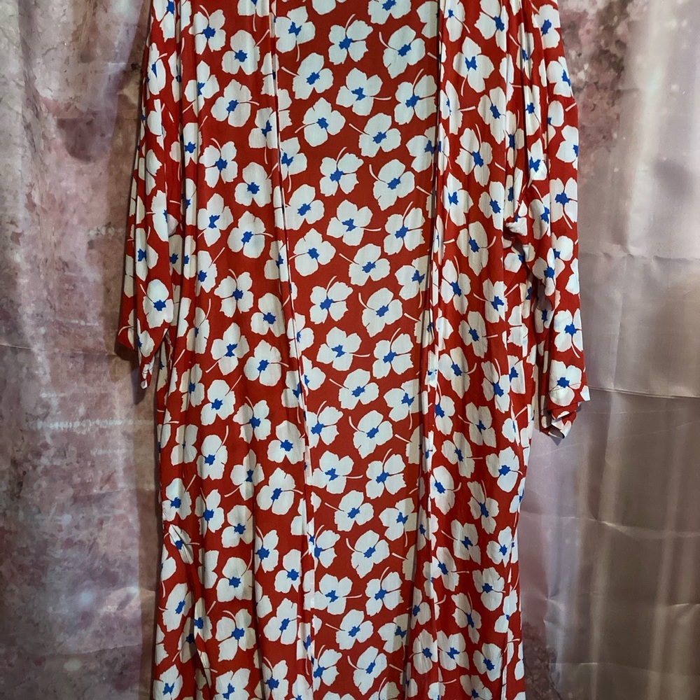 Loft brand floral cover up